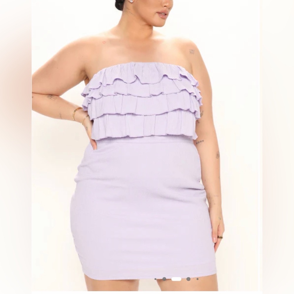 Lavender Strapless Ruffle Dress 👗 Size 1XL